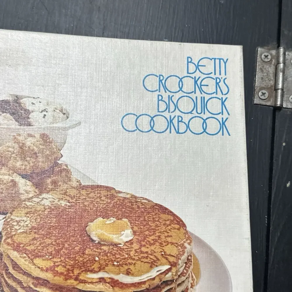 Vtg‎ Betty Crocker's Bisquick Cookbook 1973 Recipes